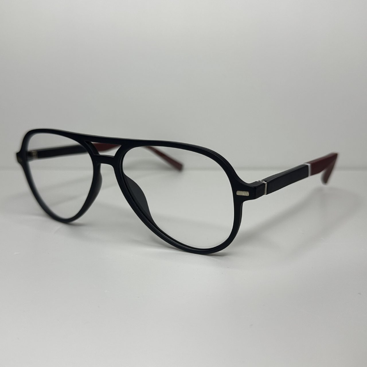 Clip On C8009